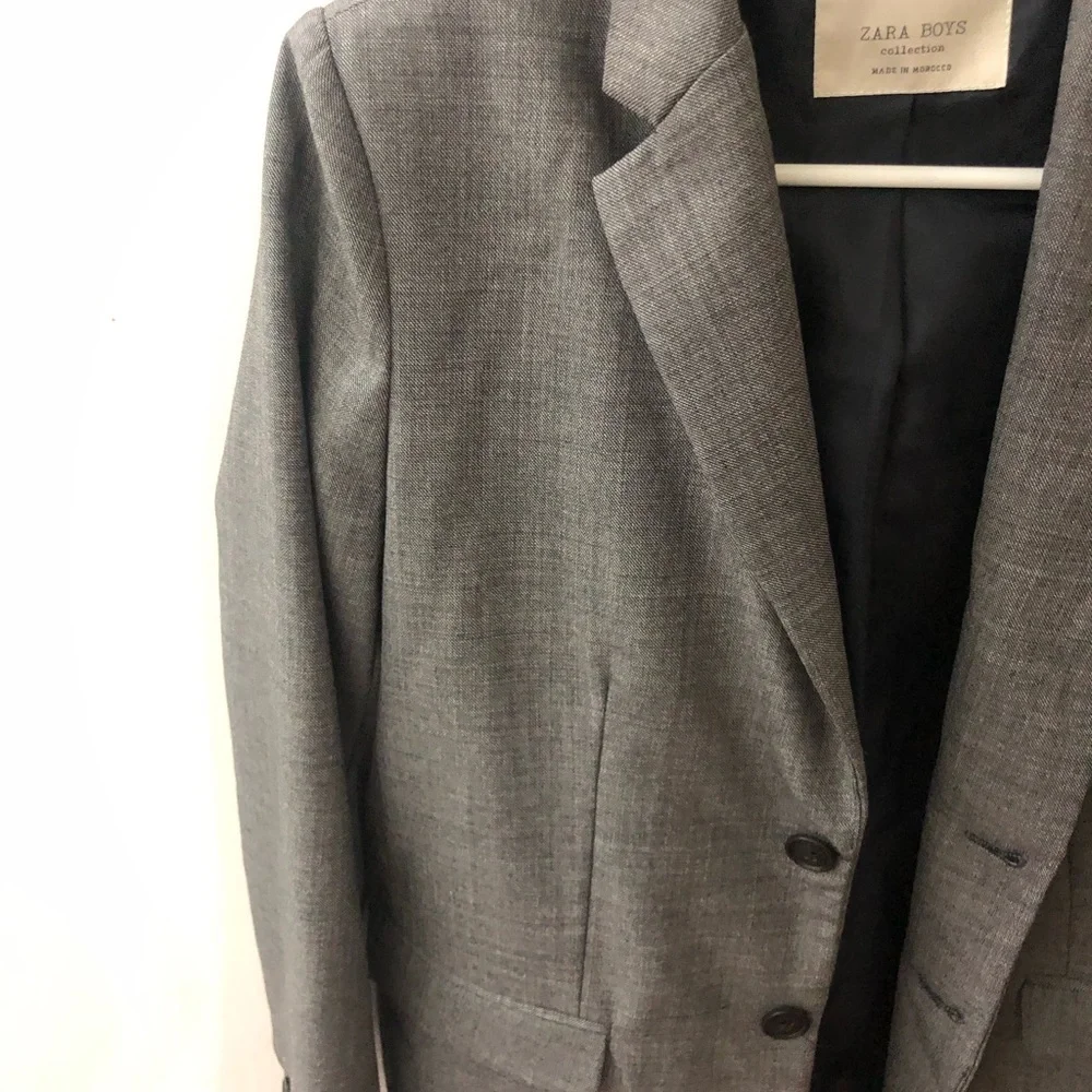 ZARA TAILORED FIT JACKET
